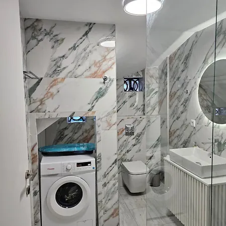 Mvm 5 Apartment *